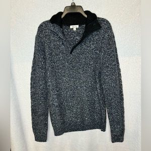 Bleu Ice men's mock neck sweater is preowned Size Medium gray/dark blue/white